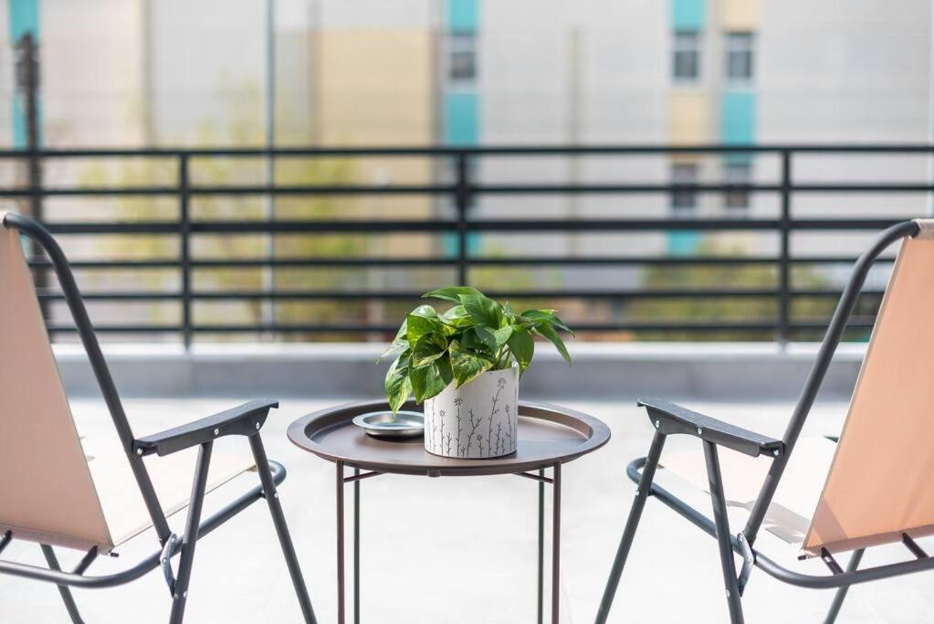 Peacock'S Terrace Apartment Piraeus Exterior photo